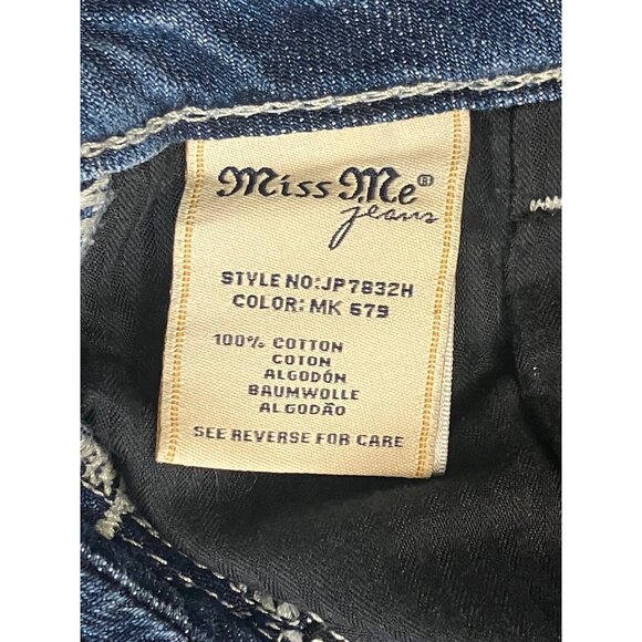 Miss Me Women's Jean Shorts Signature Short Size 26 With Stains - Picture 6 of 16